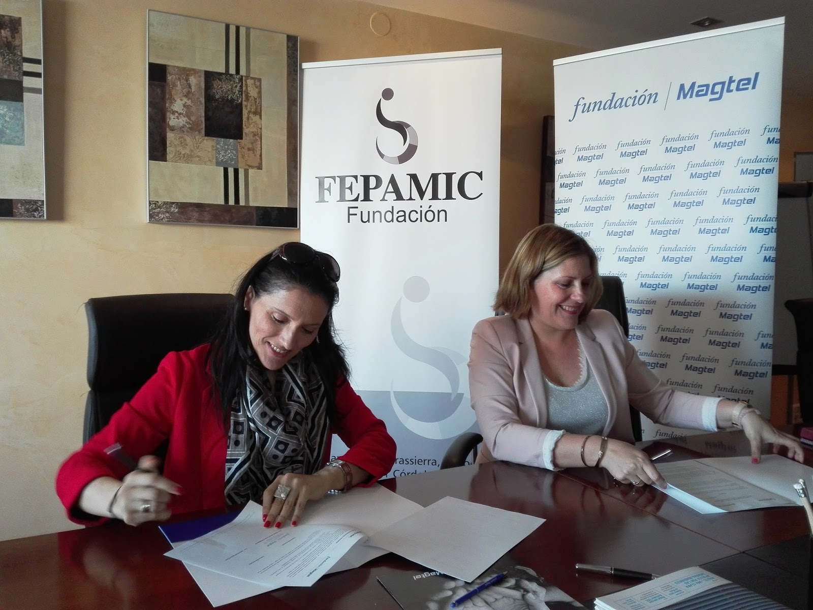 Fundación Magtel y Fundación FEPAMIC sellan un convenio para trabajar en la mejora de las condiciones de vida de las personas con discapacidad Fundación Magtel y Fundación FEPAMIC sellan un convenio para trabajar en la mejora de las condiciones de vida de las personas con discapacidad