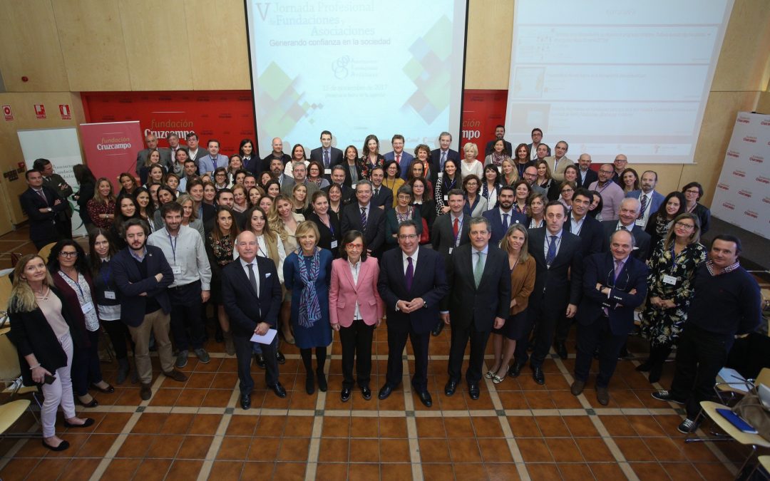 V Jornada Profesional de Fundaciones y Asociaciones V Jornada Profesional de Fundaciones y Asociaciones