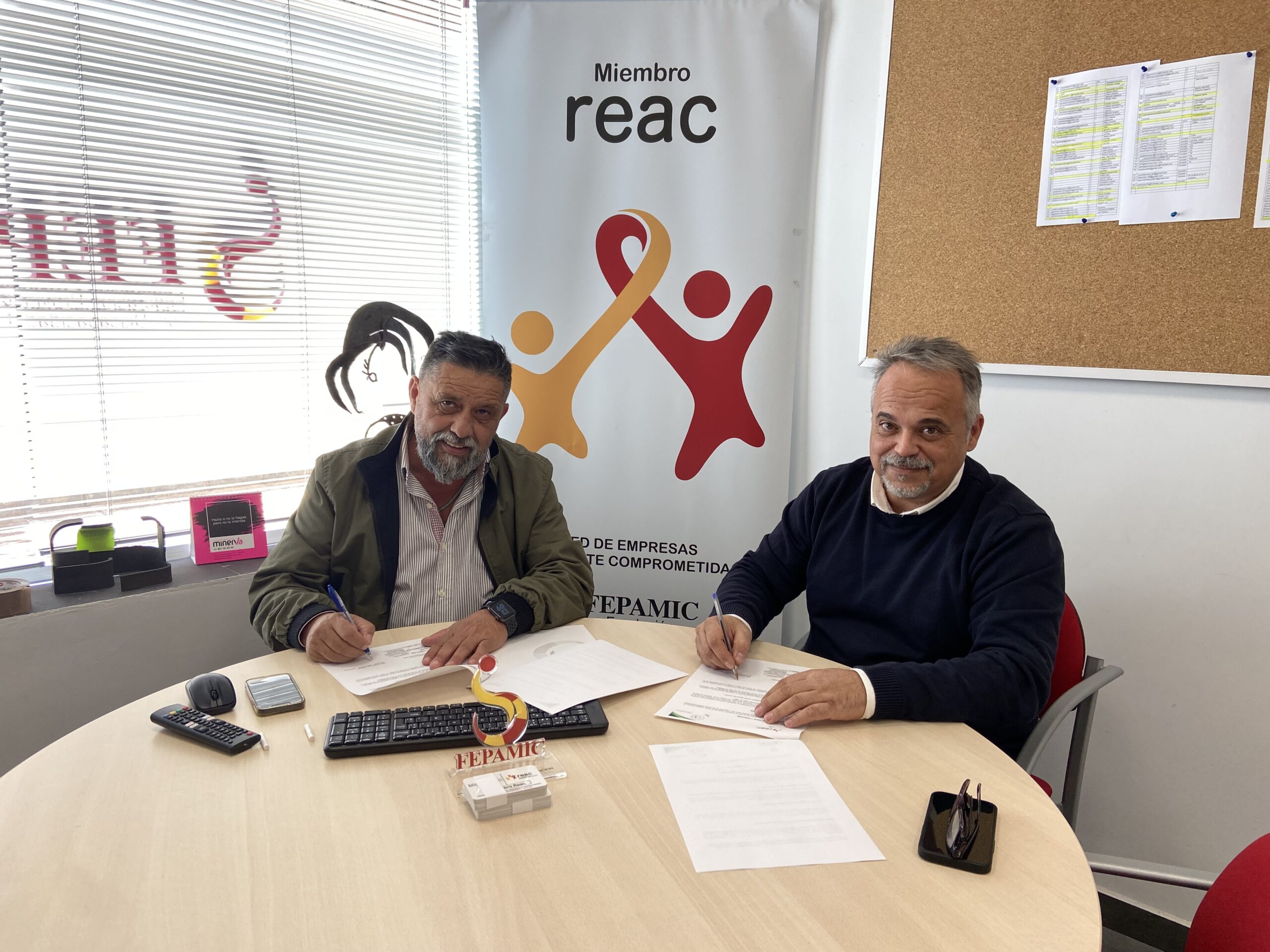 ELUPACK RENUEVA CONVENIO