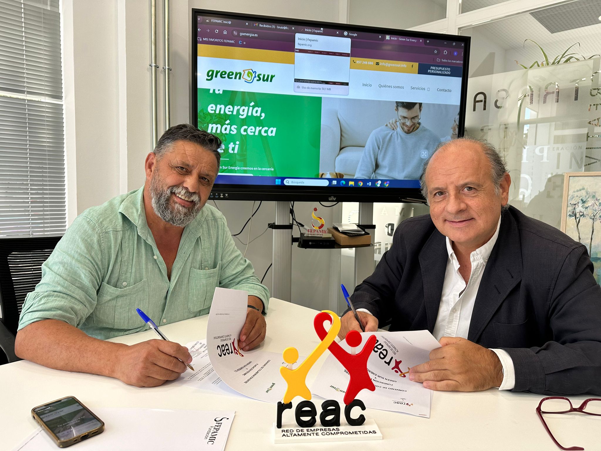 LUIS MONTERO DE LA EMPRESA GREENSUR RENUEVA CONVENIO CON REAC