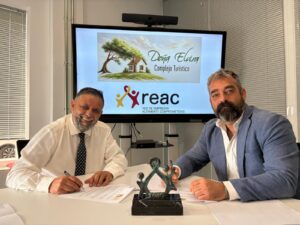 Fundación FEPAMIC y Complejo Turístico Doña Elvira renuevan su compromiso de colaboración por quinto año consecutivo